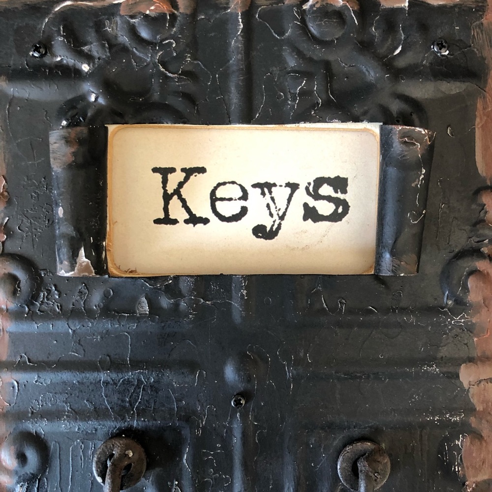 Key Holder - Picture 3 of 4